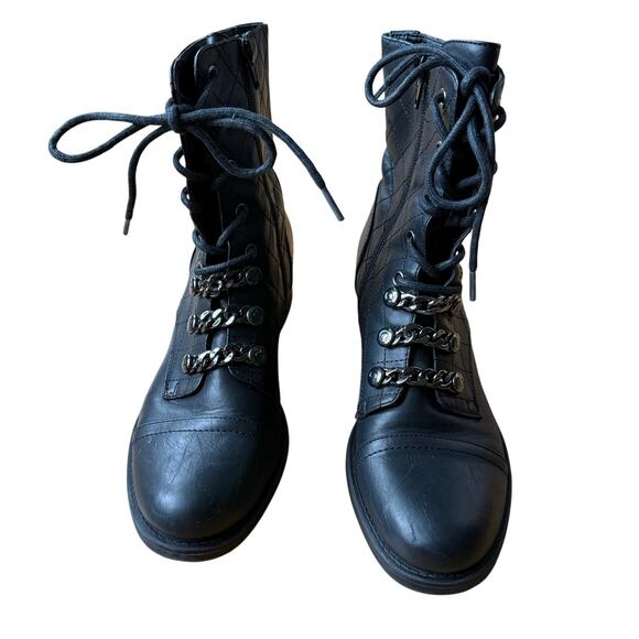 Guess Black Quilted Chain Lace Up Combat Boots Size 9 Grunge Utility Biker Moto - Picture 4 of 10